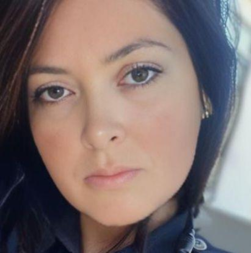 Meet your Posher, Julia